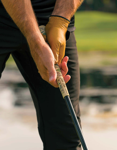 Load image into Gallery viewer, Stick Grips Golf Camo Golf Grip
